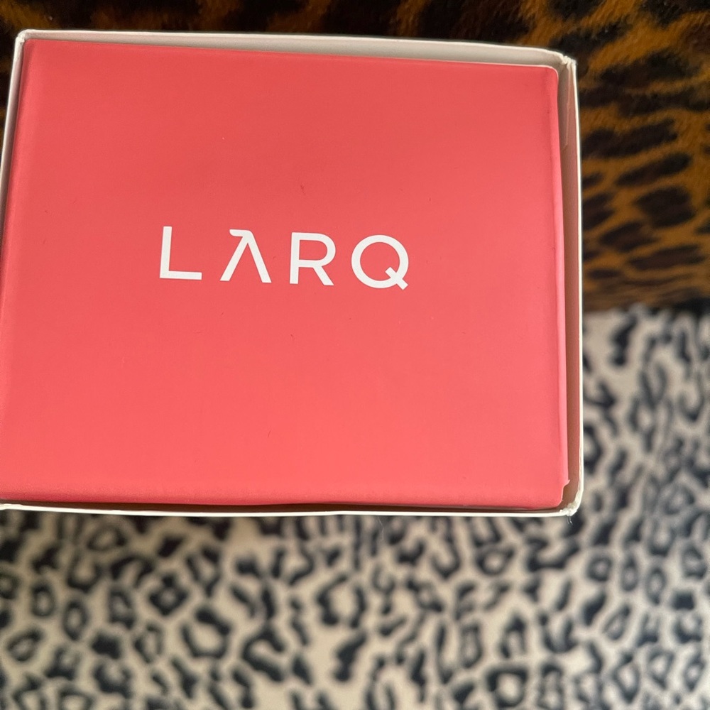 LARQ
BOTTLE PURE VIS 17 OZ SELF CLEANING & STAINLESS STEEL  -UV WATER PURIFIER - Picture 7 of 11